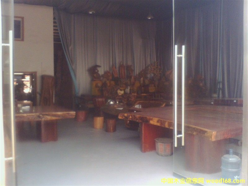 �D���k���Ҽ�չ�d �c���ɷŴ�