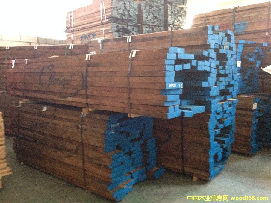 �D���ں���ľ �c���ɷŴ�