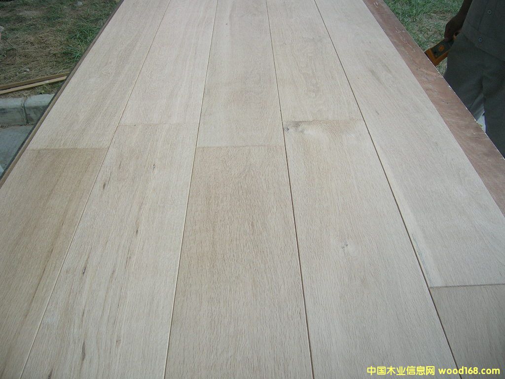 �c���鿴solid wood flooring,unfinishde�Ŵ�DƬ