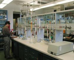 CHEMICAL RESISTANT LAMINATE��Ԕ����B