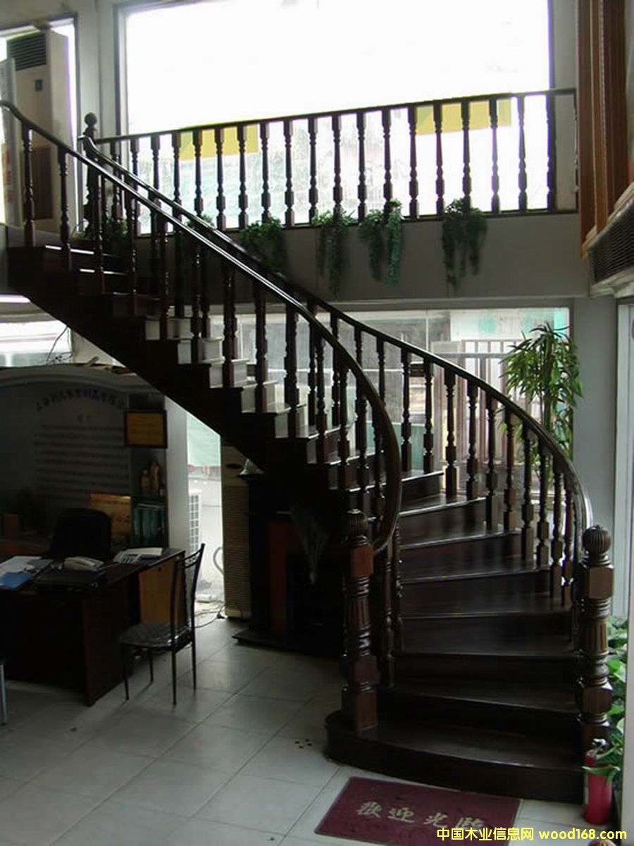 �c(di��n)���鿴��(sh��)ľ���ݷŴ�DƬ