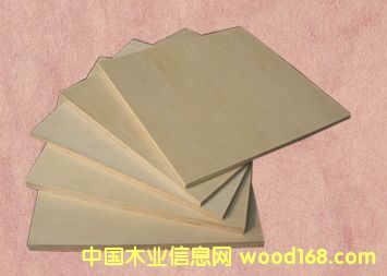 ��(sh��)ľ���Ӱ壬�T(m��n)�׾���Ԕ��(x��)��B