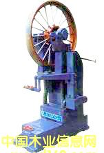 ��䏙C  ľ����䏙C