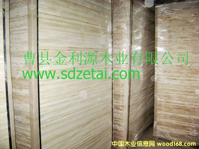 ��ľ����