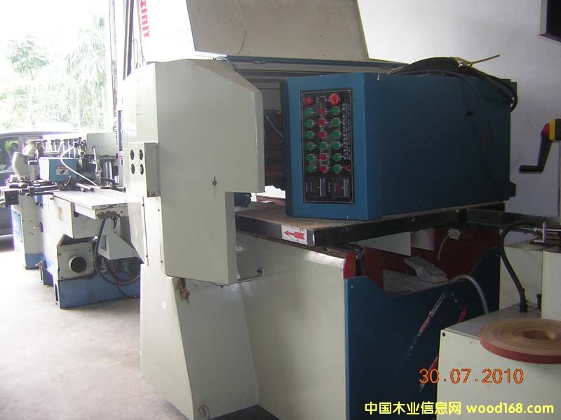 ��V�ۙC(j��)