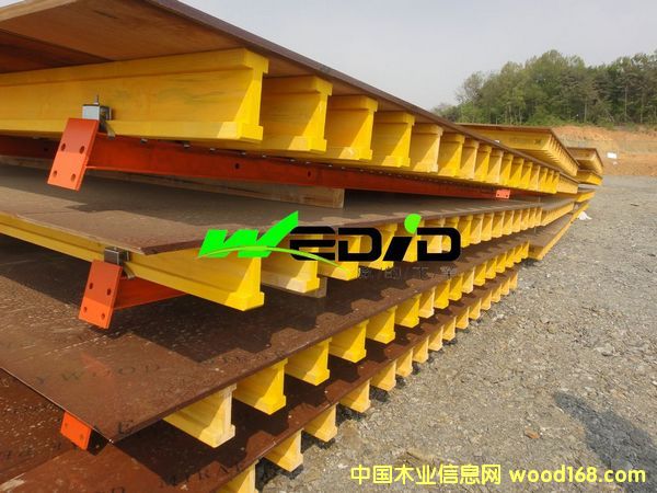 ������ ľ��