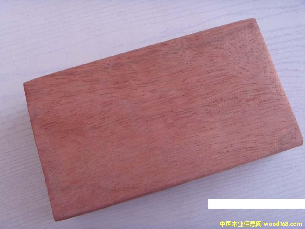 ���}���Ԕ����B