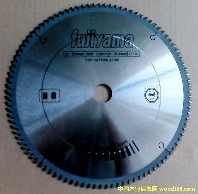 ��ʿɽfujiyama���~�Ͻ��Ƭ��Ԕ����B