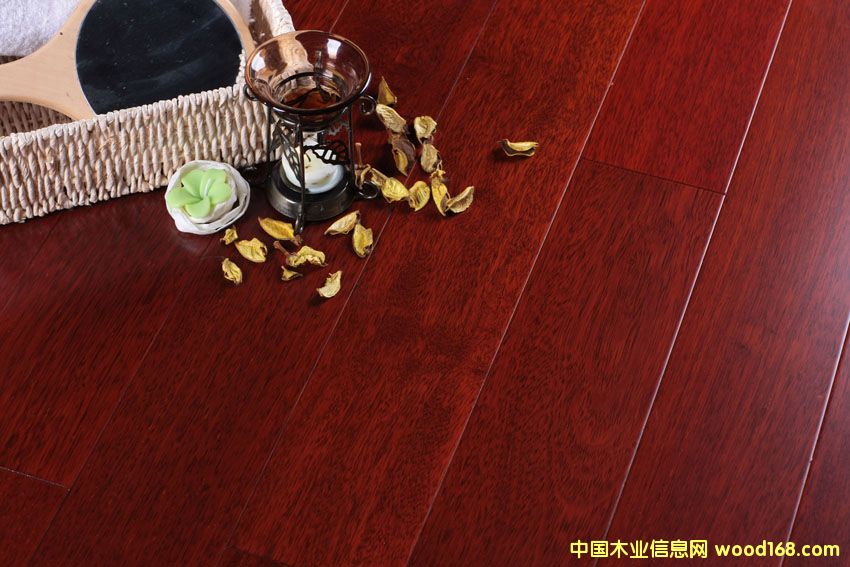  ӡ��ľ��ľ�ͺϵذ��Ԕ����B