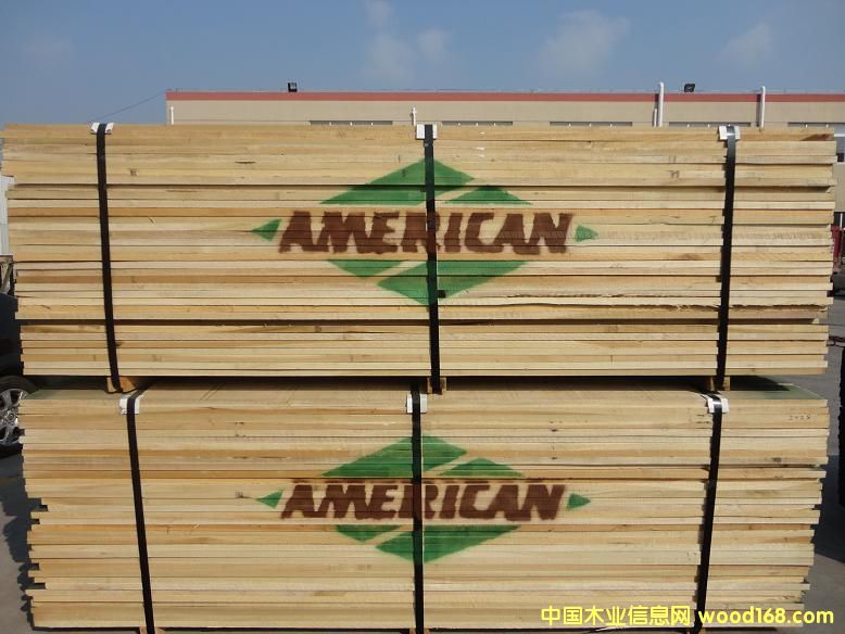 4/4 1COM  �S��