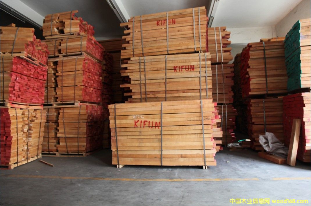 A����ľ��Ԕ����B