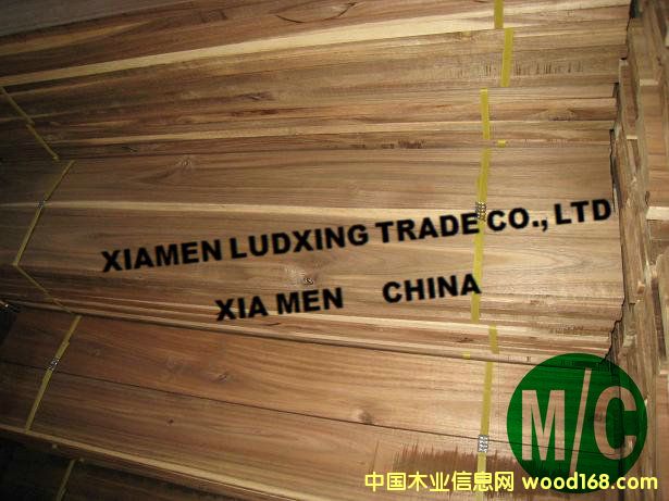 ��˼ľ�ذ����ϣ����~��˼ľ��acacia