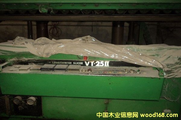 �v������