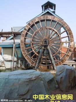 ���Ϸ���ľˮ܇ϵ��Ԕ����B