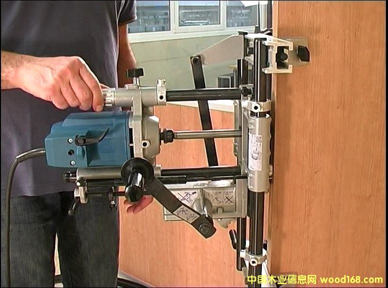 ľ�T�i����ۙC��Ԕ����B