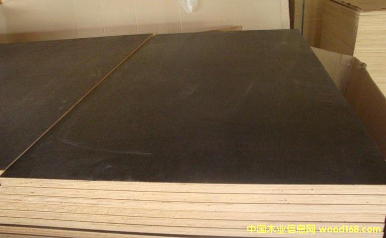 �������B��