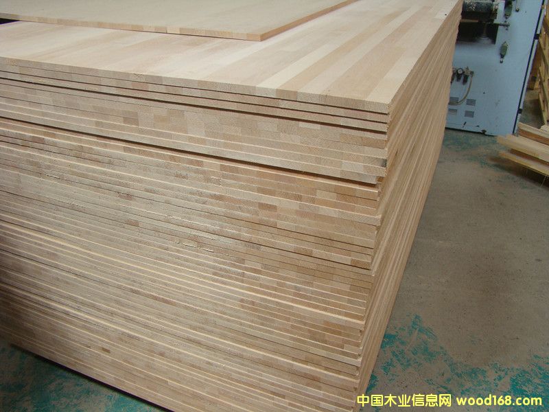 ��ľ���ɲ�