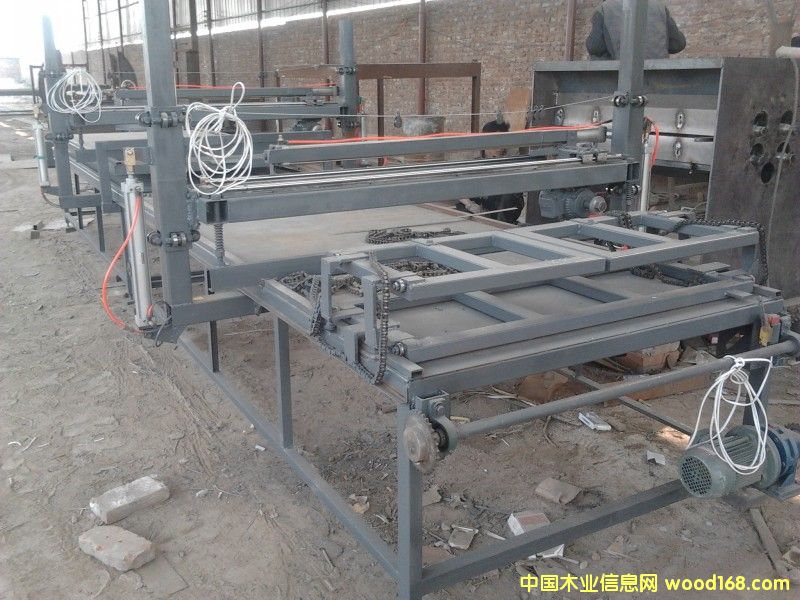 �Ɍ��Ԅ�(d��ng)�R�^���b��ቺ�C(j��)��Ԕ��(x��)��B