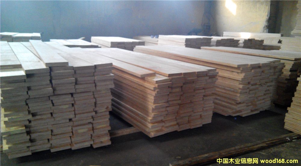 �_̤���Ԕ����B