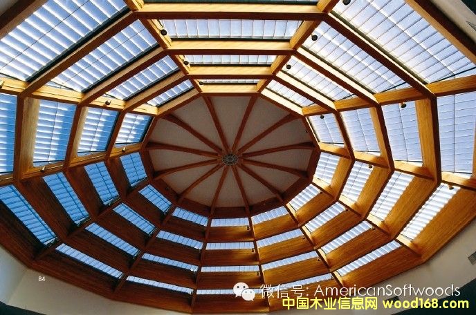 ������~�ĽY���ģ����������Ϸ��ɣ��Sɼ������;