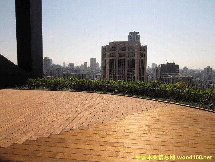 �ձ�Խ��ľ��Ԕ����B