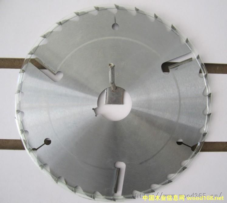 �c(di��n)���鿴����õ��Ƭ�Ŵ�DƬ