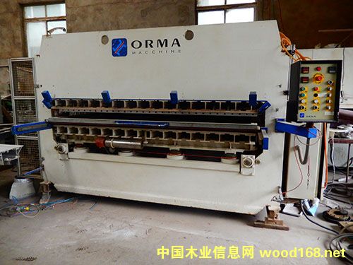 ������W����ؓ��