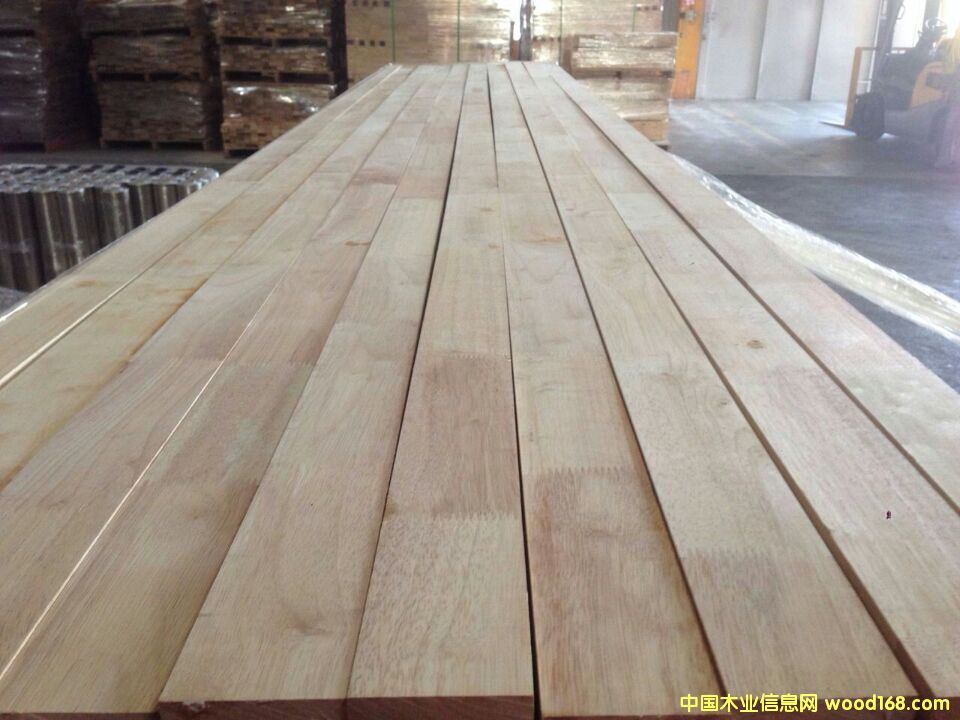 ���ݷ���