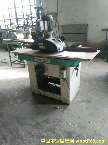 �R�φ����