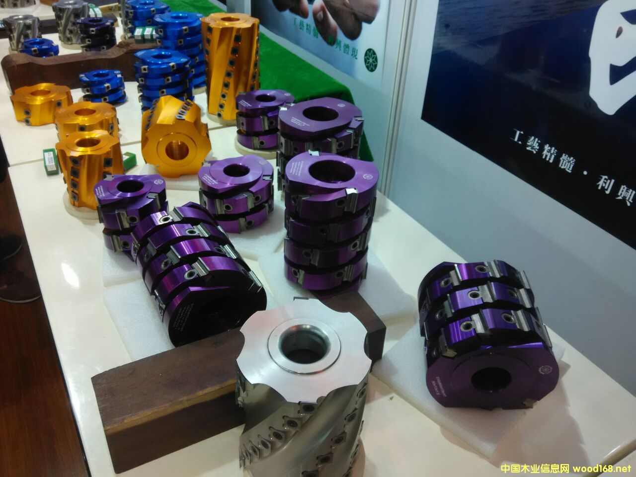 �ᗉ������Ƭ