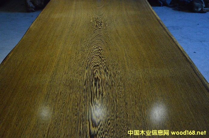 �c���鿴�u��ľ���Ŵ�DƬ