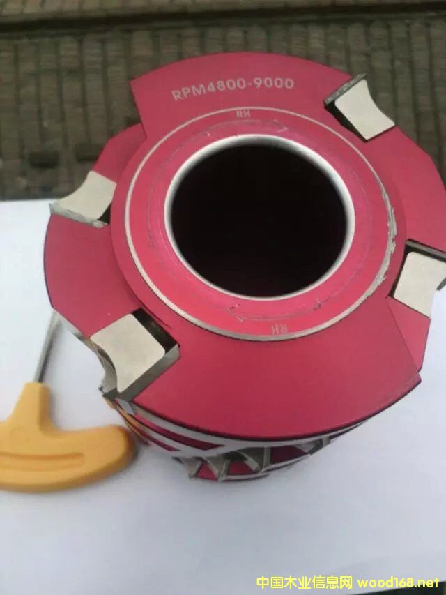 ����ʽľ����