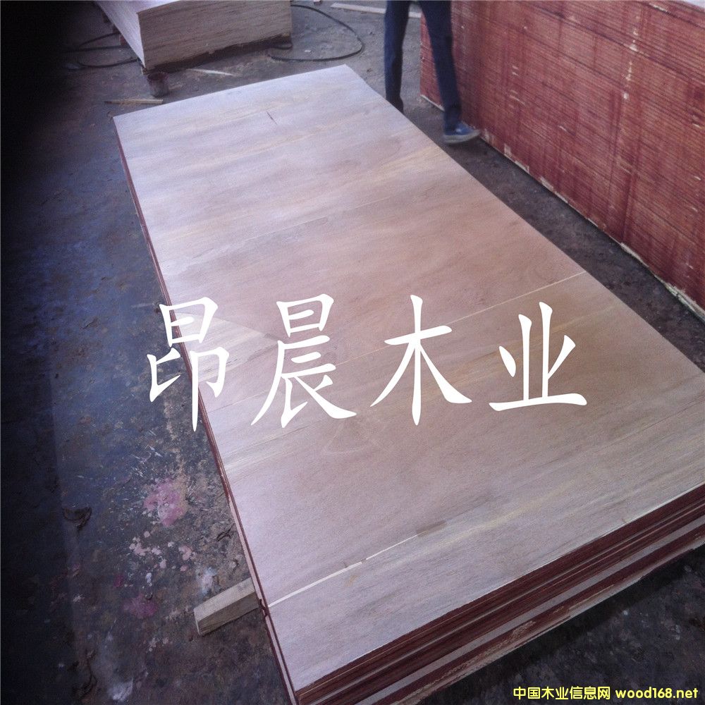 �ߙn���b������ƴ����ľ���Ӱ�S��