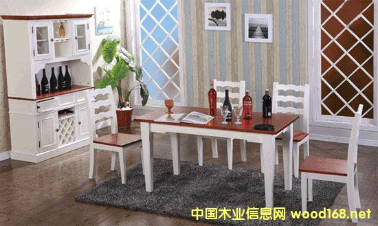 ���к��͏d