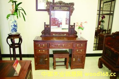 ���|�ľ��֮׃ ���ŵ�tľ�ĬF����֮·