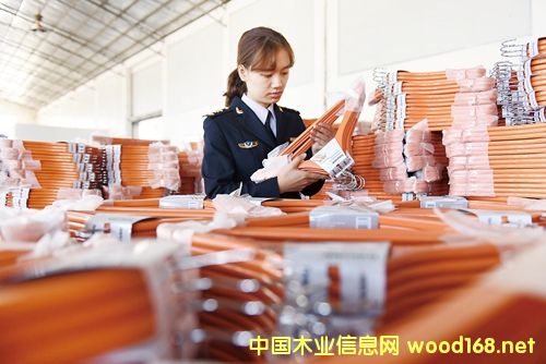 �V�����ֿhľ���¼ܳ�����ռȫ��ͬaƷ50%����