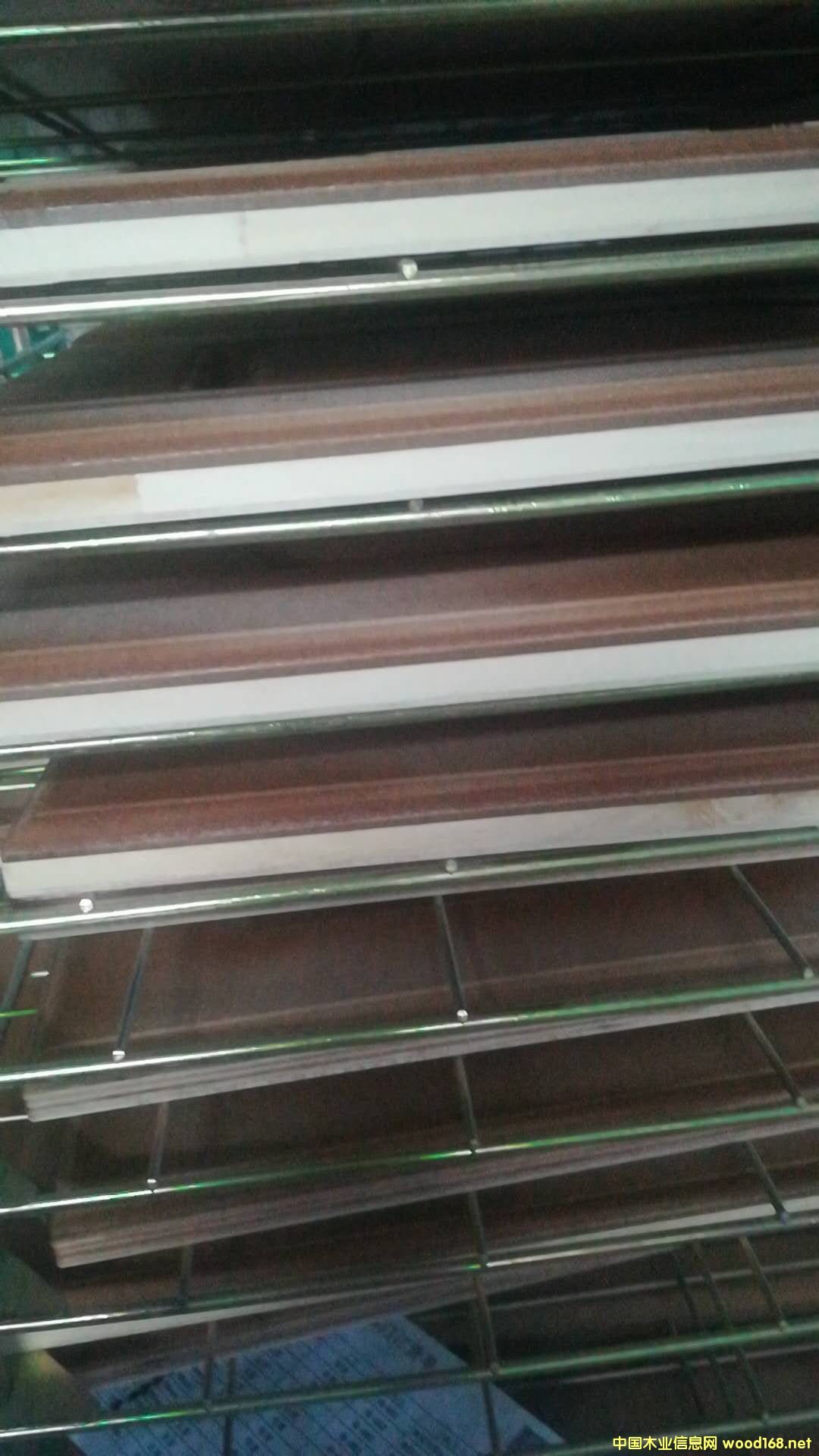 ��ľ�ͺϵ�̰�