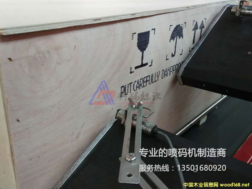 �c���鿴���ַ�ľ�凊�a�C�Ŵ�DƬ