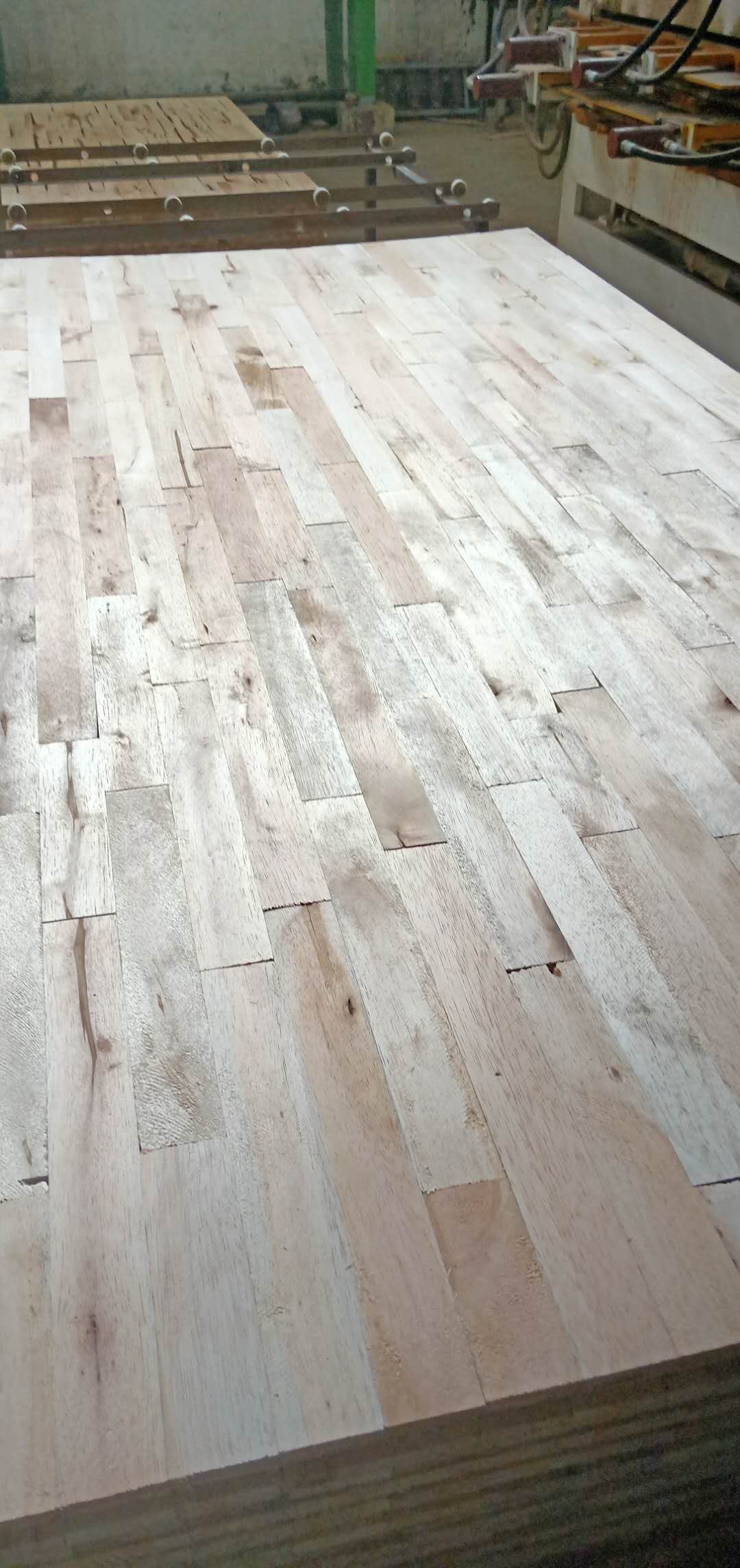 �R���׼�ľ����