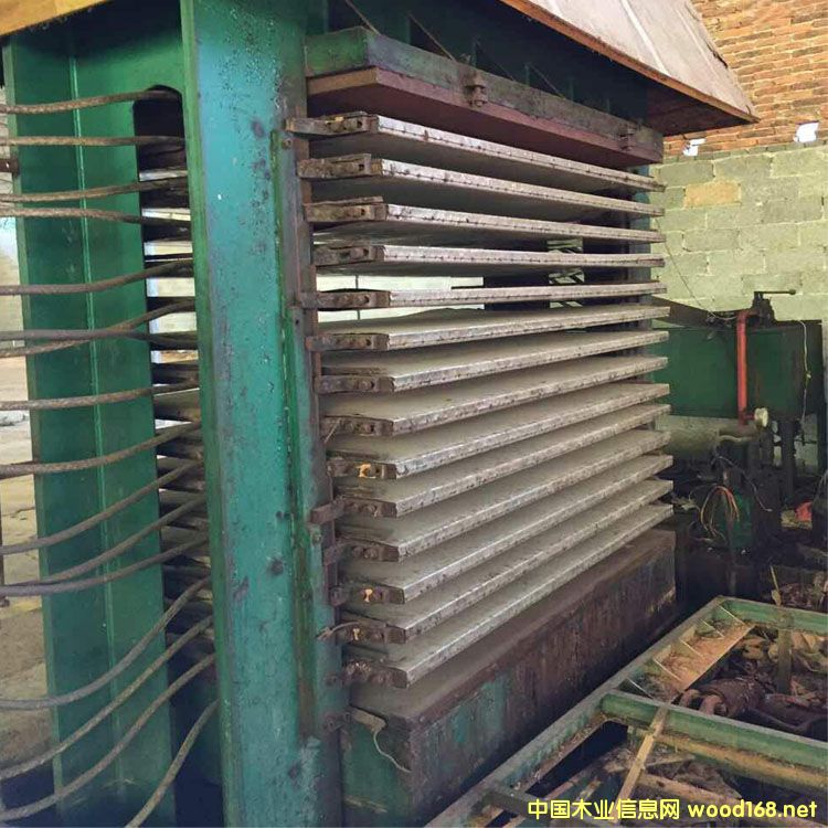 ɽ�|�ɝ�3*6��ʮ���С�Ͷ���ľ����ቺ��C(j��)