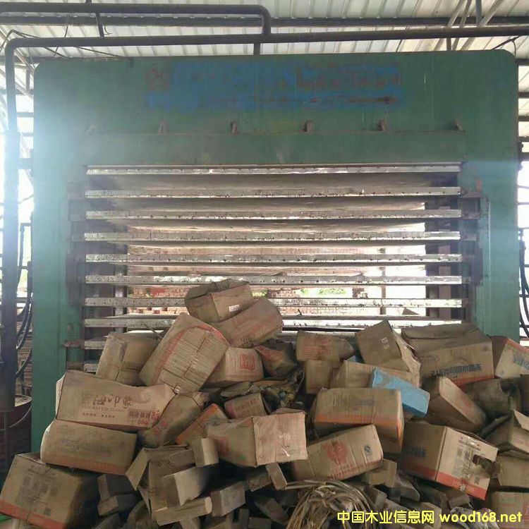 8-9���������A�ɮa3*6��15�Ӷ���ľ�I�ቺ�C