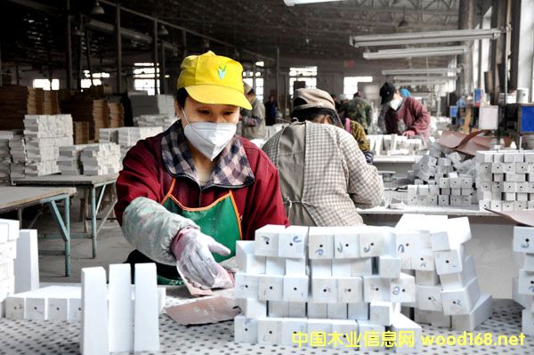 �������c�����ľ�IС�Ҿ߳��ښW��