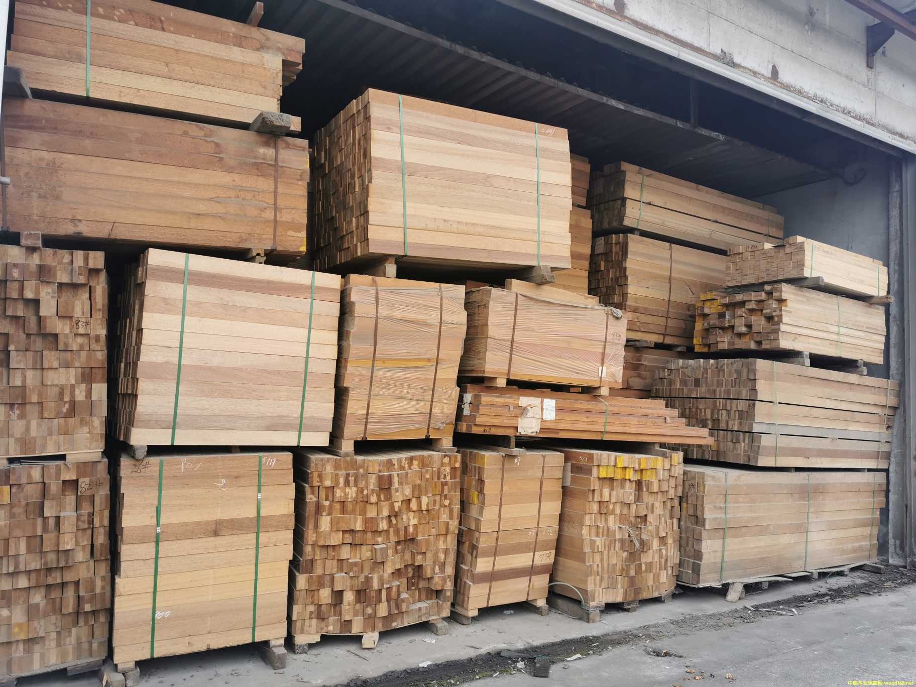 ���񴰿��ϼ��ɲĵ̓r(ji��)��}